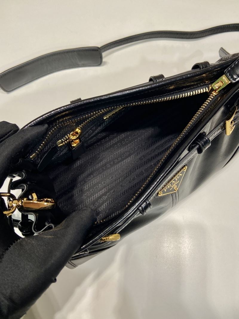 Pra*a top handle bags